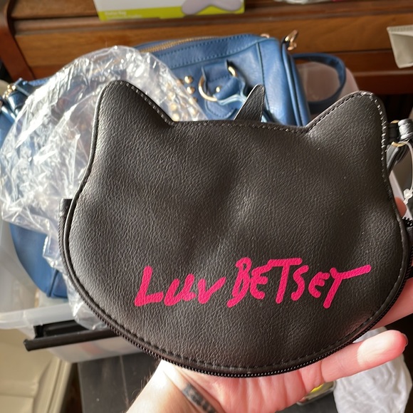 Betsey Johnson Luv Betsey Cat Unicorn Wristlet
